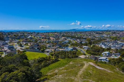 Photo of property in 95 Lonely Track Road, Fairview Heights, Auckland, 0632