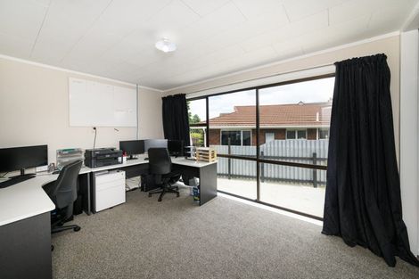 Photo of property in 61 Langley Avenue, Milson, Palmerston North, 4414