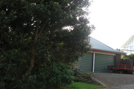 Photo of property in 21 Mercury Way, Whitby, Porirua, 5024
