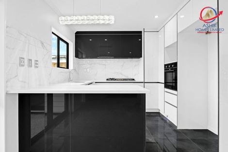 Photo of property in 16 Henwood Road, Mangere East, Auckland, 2024