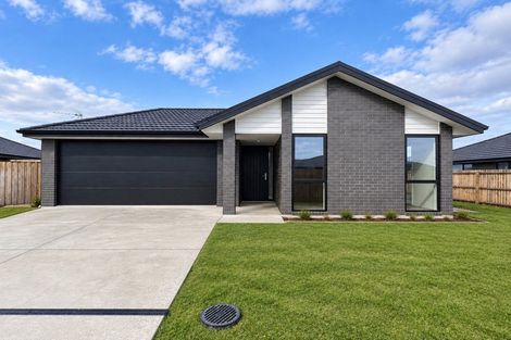 Photo of property in 18 Piwakawaka Place, Leeston, 7632