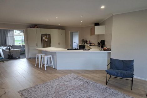 Photo of property in 27 Cranbrook Place, Rototuna North, Hamilton, 3210
