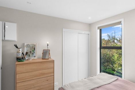 Photo of property in 28 Koro Lane, Mangere Bridge, Auckland, 2022