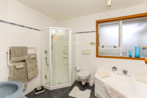 Photo of property in 2/5 Hine Street, New Plymouth, 4310