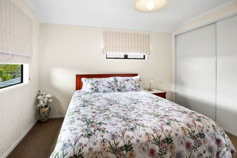 Photo of property in 7 Burn-murdoch Street, St Andrews, Hamilton, 3200