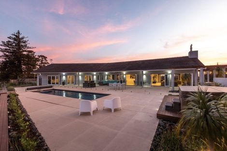 Photo of property in 298 Mahurangi West Road, Puhoi, Warkworth, 0983