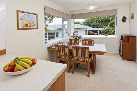 Photo of property in 1/214 Bleakhouse Road, Mellons Bay, Auckland, 2014