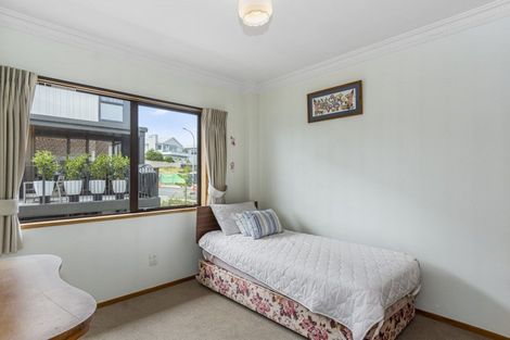 Photo of property in 2/49 May Street, Mount Maunganui, 3116