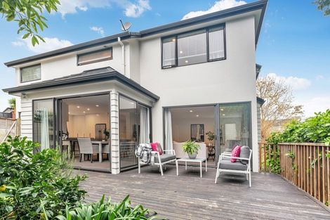 Photo of property in 192 Ridge Road, Howick, Auckland, 2014