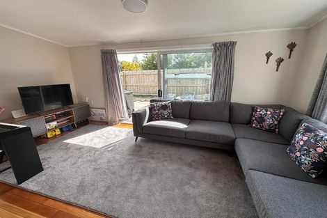 Photo of property in 21 William Street, Waikanae Beach, Waikanae, 5036