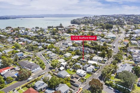 Photo of property in 1/21 Stafford Road, Northcote Point, Auckland, 0627