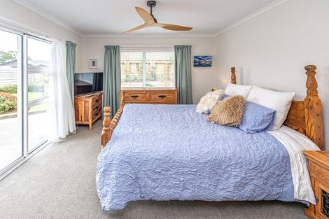 Photo of property in 34 Tirimoana Place, Otamatea, Whanganui, 4501