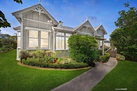 Photo of property in 100 Coromandel Street, Newtown, Wellington, 6021