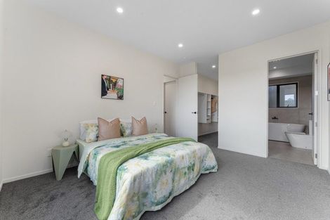 Photo of property in 244e West Hoe Heights, Orewa, 0931