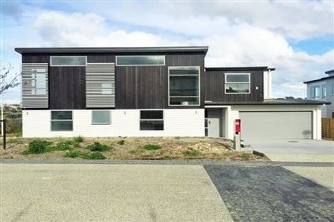 Photo of property in 14 Bearing Parade, Long Bay, Auckland, 0630