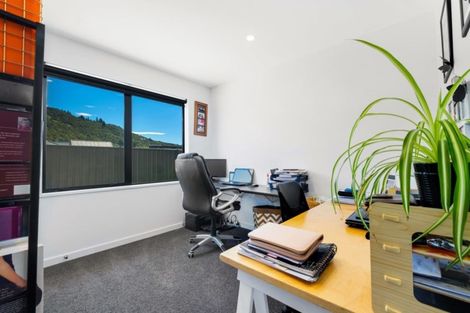 Photo of property in 4 Mallard Street, Albert Town, Wanaka, 9305