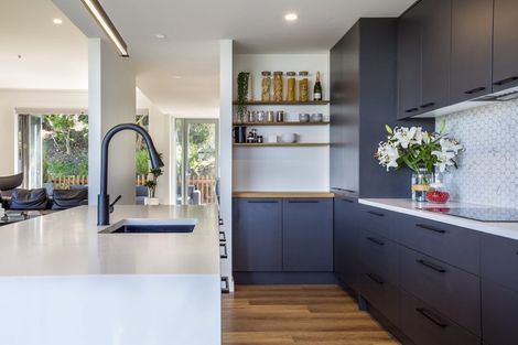 Photo of property in 8a Huka Road, Birkenhead, Auckland, 0626