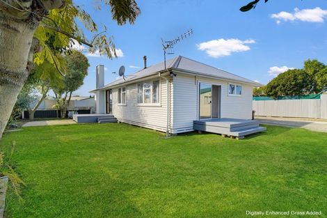 Photo of property in 18 Wyatt Avenue, Onekawa, Napier, 4110