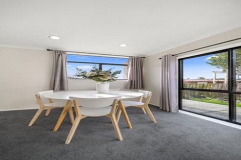 Photo of property in 12 Botanic View, Manurewa, Auckland, 2105