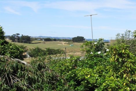 Photo of property in 16 Mason Road, Hawera, 4674