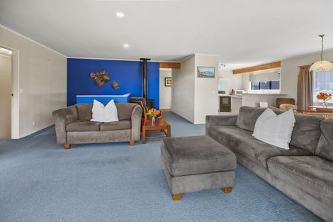 Photo of property in 2 Mayor View Terrace, Waihi Beach, 3611