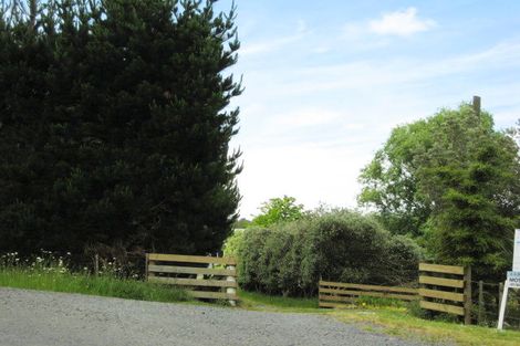 Photo of property in 411 Matua Road, Kumeu, 0891