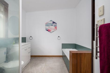 Photo of property in 3 Hinaki Street, Inner Kaiti, Gisborne, 4010