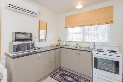 Photo of property in 11 Weraroa Road, Levin, 5510