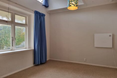 Photo of property in 130 Pendarves Street, New Plymouth, 4312