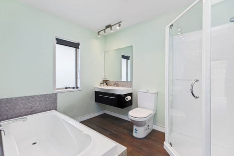 Photo of property in 24/19 Glencarron Place, Bethlehem, Tauranga, 3110