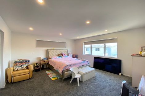 Photo of property in 20 Toanui Road, Hobsonville, Auckland, 0616
