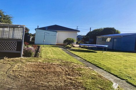 Photo of property in 17 Moa Street, Waikiwi, Invercargill, 9810