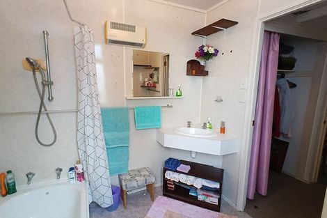 Photo of property in 627 Queen Sh25 Street, Thames, 3500