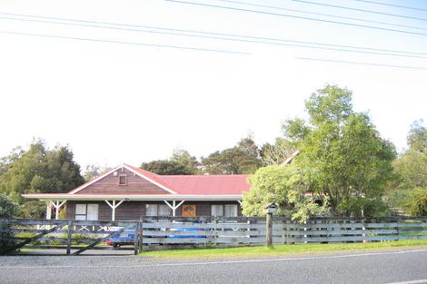 Photo of property in 282 Forest Hill Road, Waiatarua, Auckland, 0612