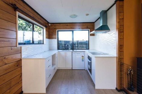 Photo of property in 8a Rogan Street, Mount Roskill, Auckland, 1041