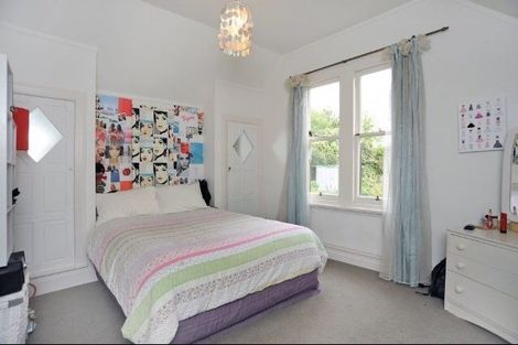 Photo of property in 38 Easther Crescent, Kew, Dunedin, 9012