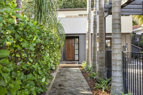 Photo of property in 52 The Circle, Manly, Whangaparaoa, 0930