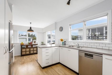 Photo of property in 22 Lomita Road, Johnsonville, Wellington, 6037