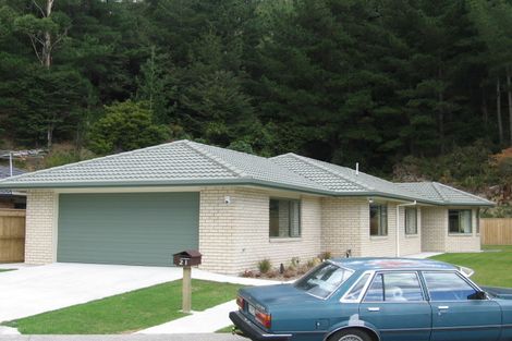 Photo of property in 21 Evergreen Crescent, Trentham, Upper Hutt, 5018