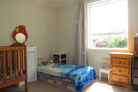 Photo of property in 3 Mckenzie Street, Fairlie, 7925