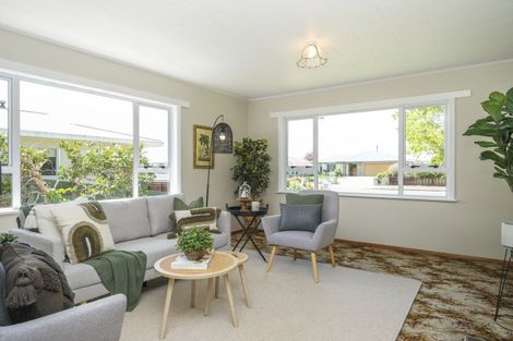 Photo of property in 28 Alma Street, Dannevirke, 4930