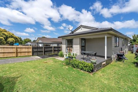 Photo of property in 2/70 Palmers Road, Clendon Park, Auckland, 2103