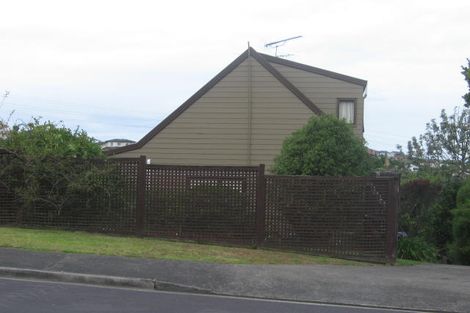 Photo of property in 5 Cassandra Grove, Totara Vale, Auckland, 0629