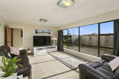 Photo of property in 323 Mangorei Road, Merrilands, New Plymouth, 4312