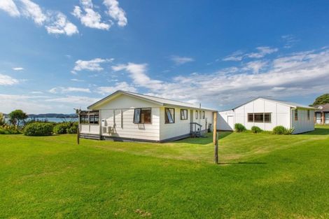 Photo of property in 11 Wainamu Road, Raglan, 3297