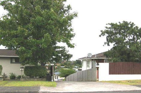 Photo of property in 3 Erica Road, Sunnynook, Auckland, 0620