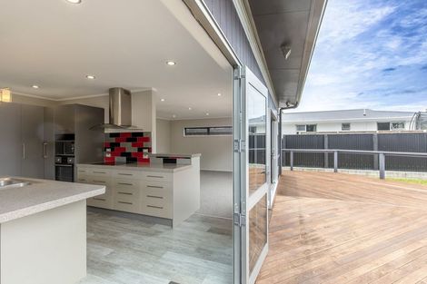 Photo of property in 49 Rangipoia Place, Turangi, 3334