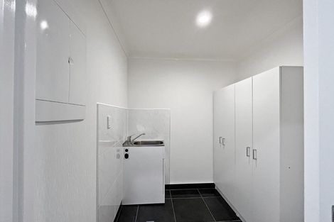 Photo of property in 5 Abraham Crescent, Milson, Palmerston North, 4414