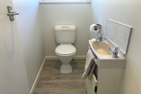 Photo of property in 1/51 Riverlea Avenue, Pakuranga, Auckland, 2010