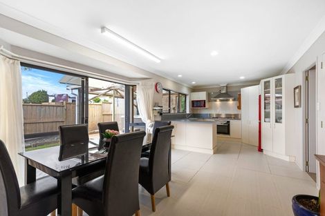 Photo of property in 5 Robinia Place, Ohauiti, Tauranga, 3112